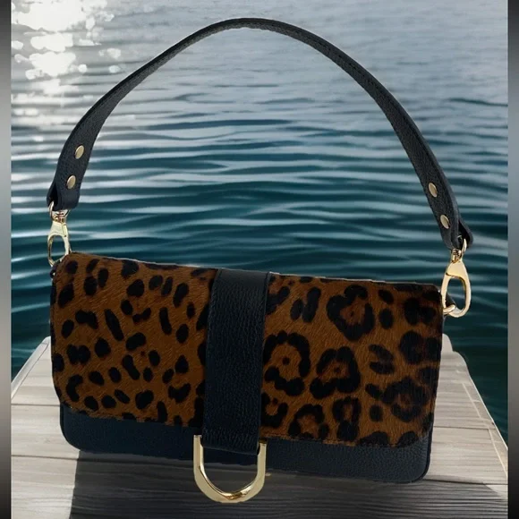 🆕 DIVINA FIRENZE 🇮🇹 Black Leather Leopard Fur Flap Shoulder/Crossbody Bag - Picture 2 of 15